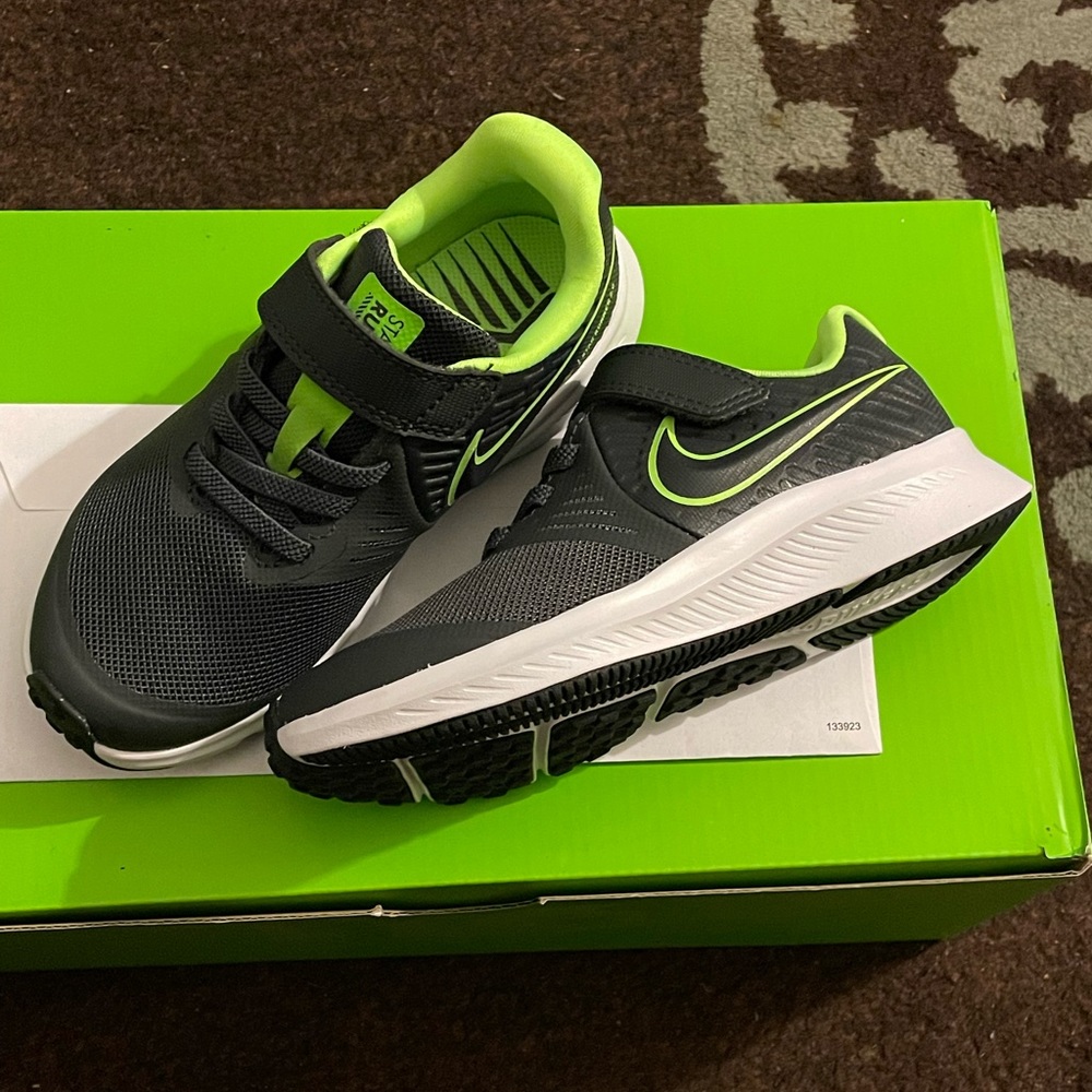 Nike Star Runner (Kids)